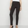 Patrizia Pepe PANTALONI TROUSERS - Trousers - Nero -Patrizia Pepe Shop e60a80fa98364e8a86f40deeddab800c