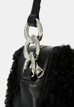 Patrizia Pepe CAMERA CASE - Across Body Bag - Nero -Patrizia Pepe Shop f75dd7995cc34fe8ad6b50b92a795144