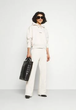 Patrizia Pepe PANTALONI TROUSERS - Tracksuit Bottoms - White Stone -Patrizia Pepe Shop fa1e843356c646358a94602b162ca991