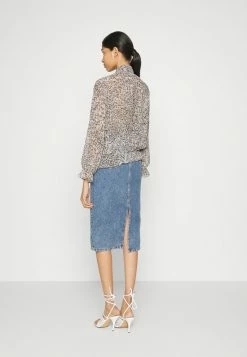 Patrizia Pepe CAMICIA BLOUSE - Blouse - Grey -Patrizia Pepe Shop fd7b04df3feb4511a5087df65f5e6022